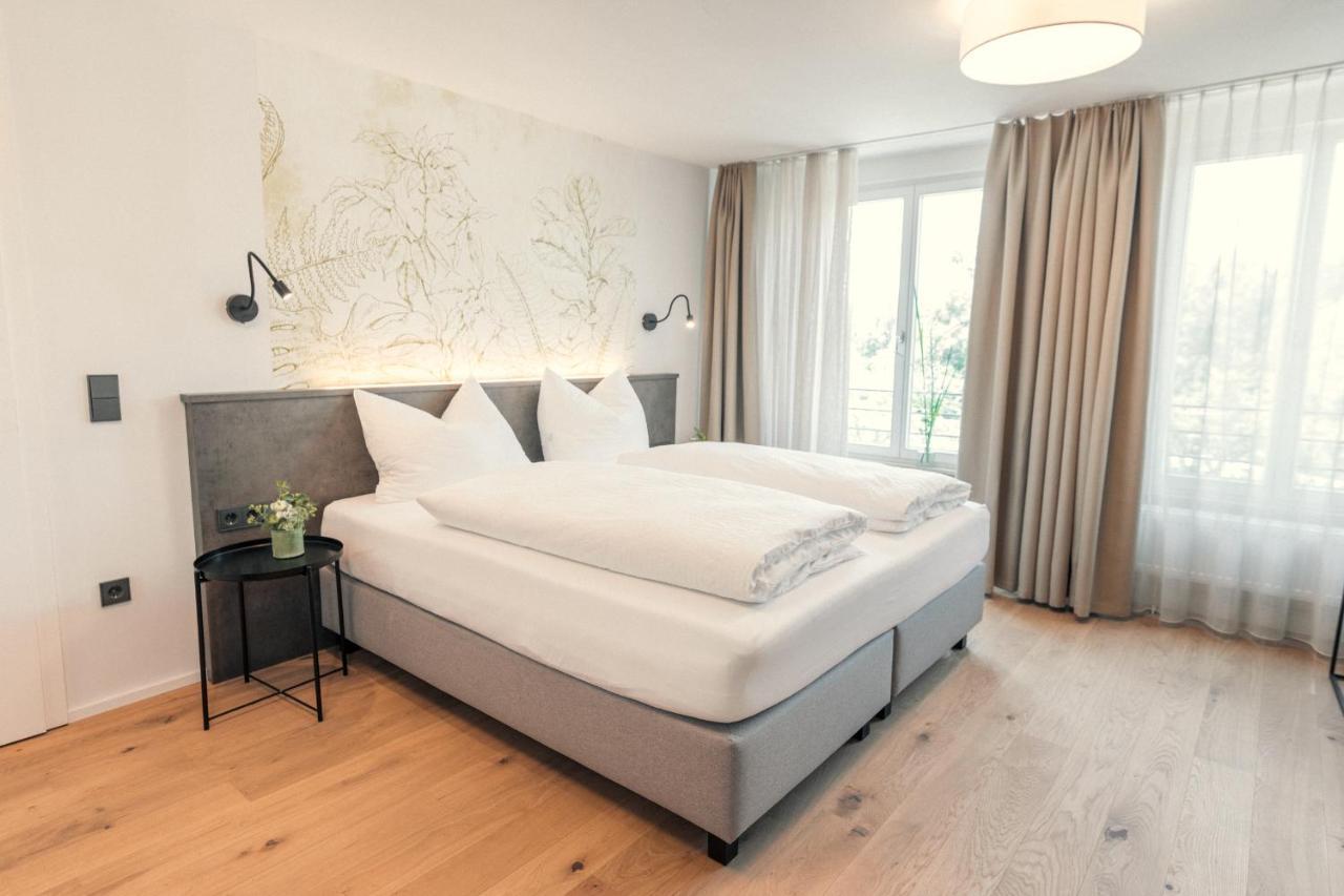 Das Hoelderlein - Altstadthotel Nuertingen Esterno foto