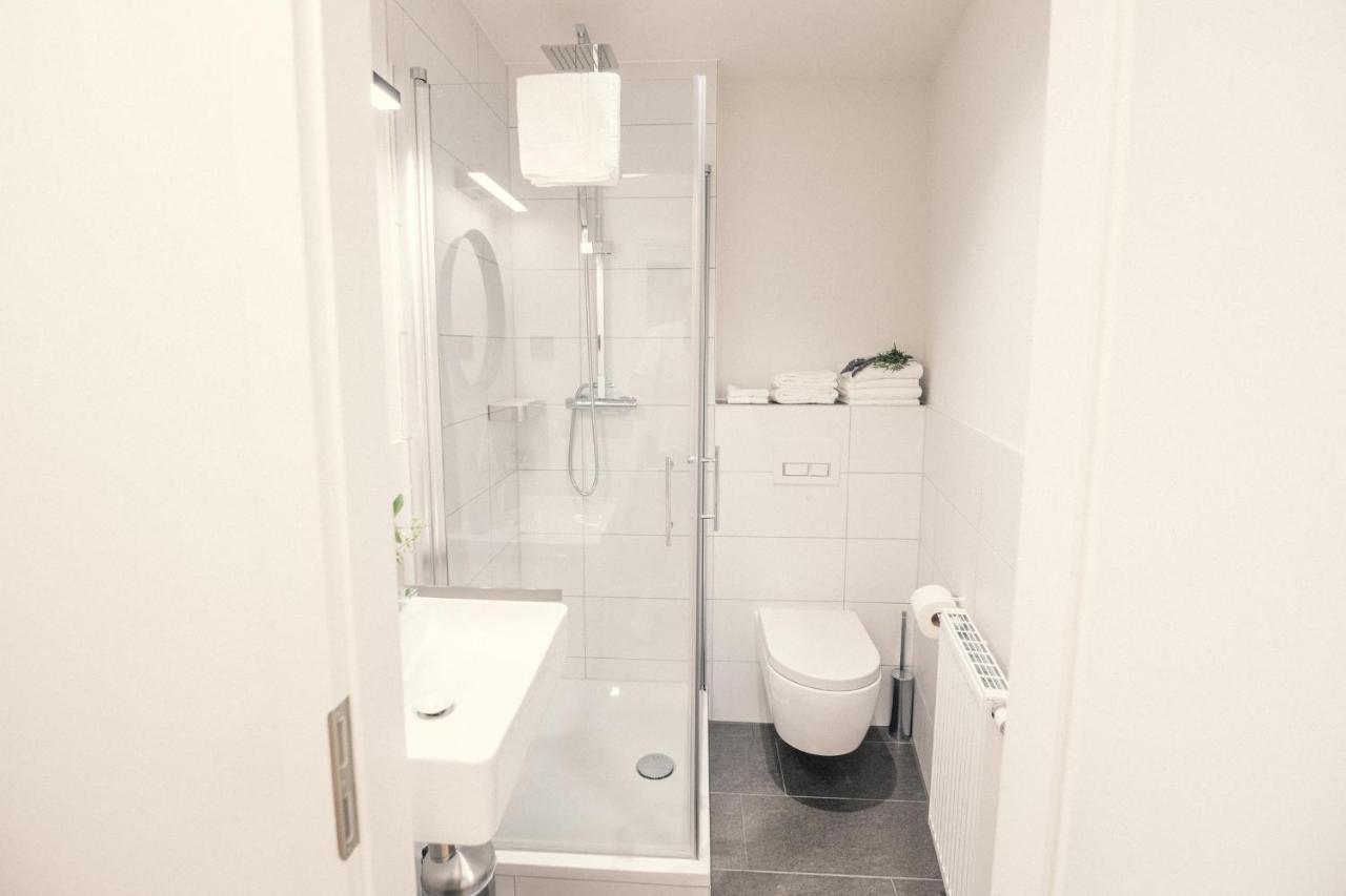 Das Hoelderlein - Altstadthotel Nuertingen Esterno foto